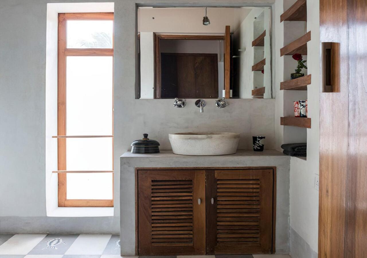 Saffronstays Stella Maris - Luxury Beach Front Villa Near Redi Beach Querim Bagian luar foto